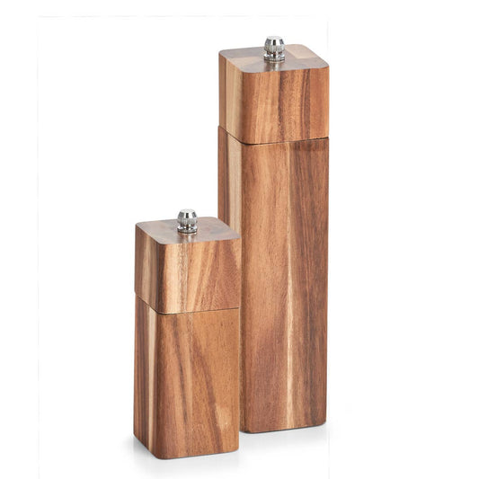 Salt- eller pepparkvarn i akacia